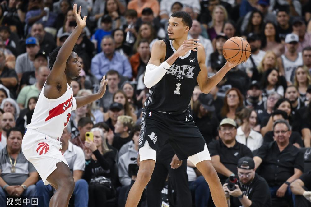 一个热爱篮 一个热爱篮